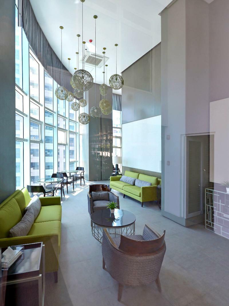 Currency Serviced Suites Pasig City Esterno foto