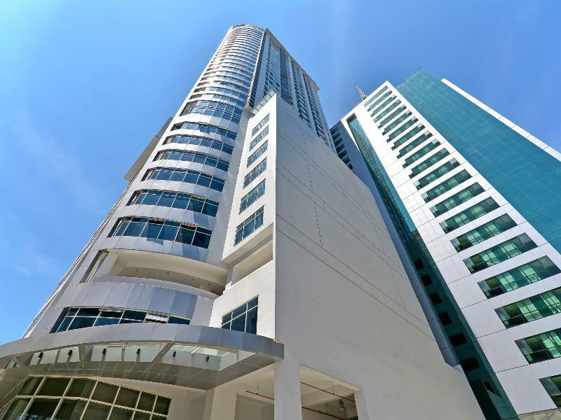 Currency Serviced Suites Pasig City Esterno foto
