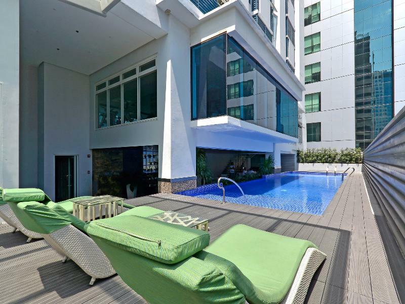 Currency Serviced Suites Pasig City Esterno foto